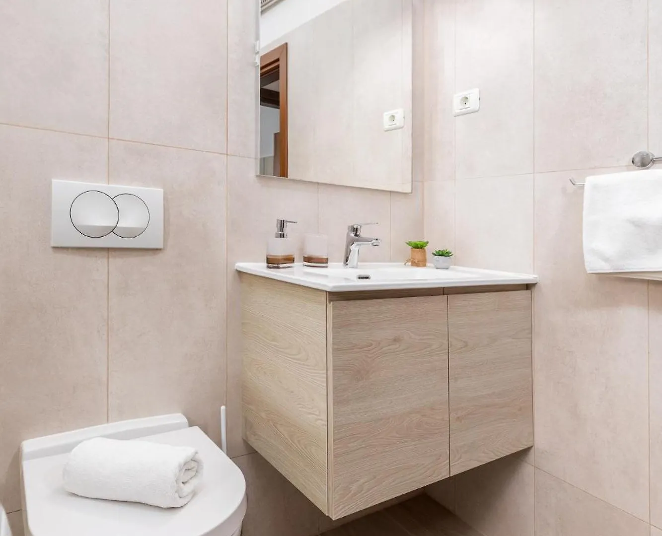 Apartments Villa Nina 1 法扎纳