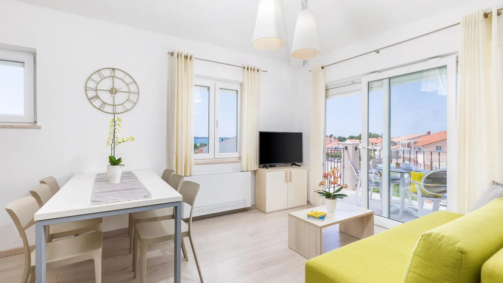 Apartments Villa Nina 1 法扎纳