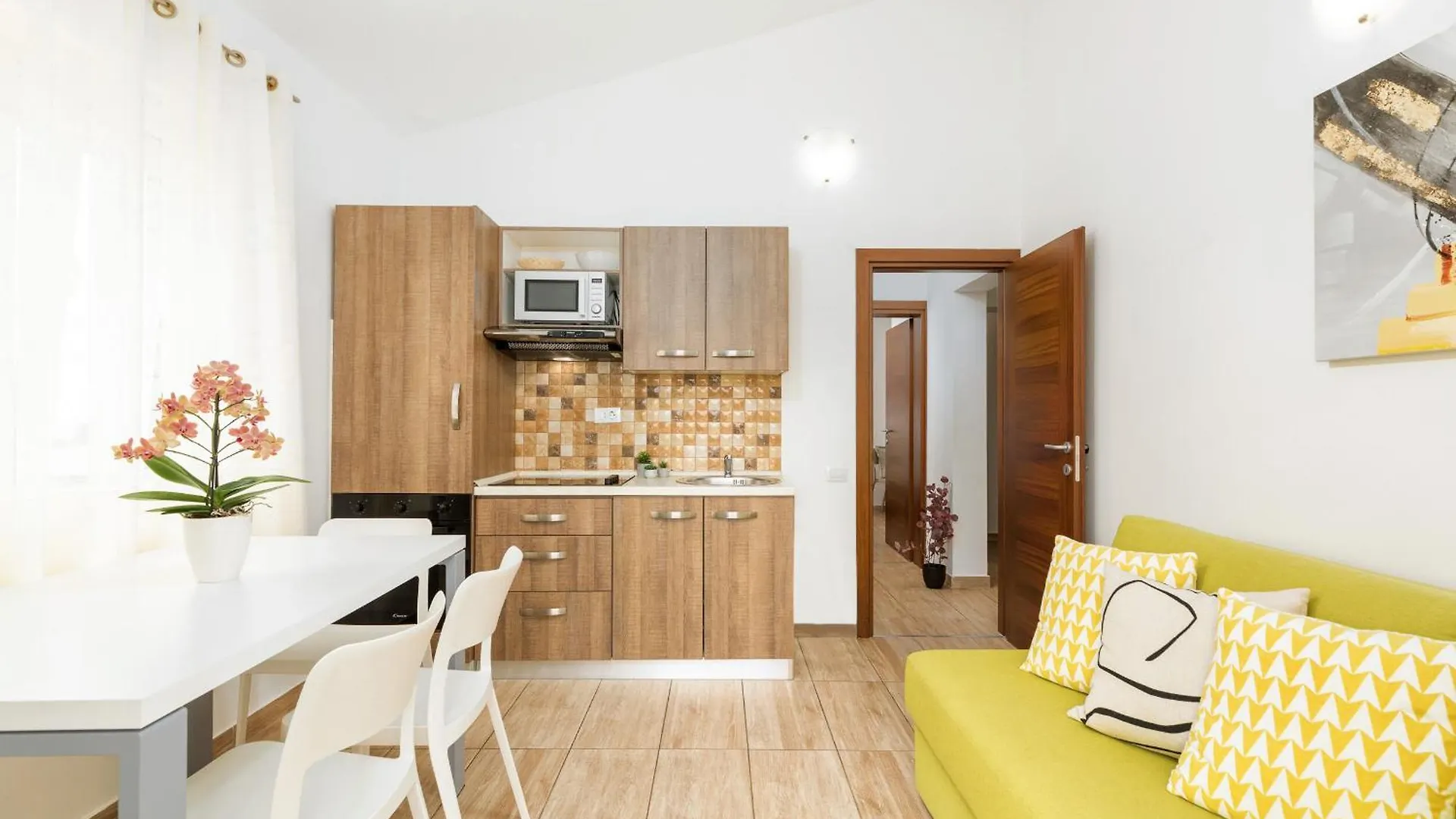 Apartments Villa Nina 1 法扎纳