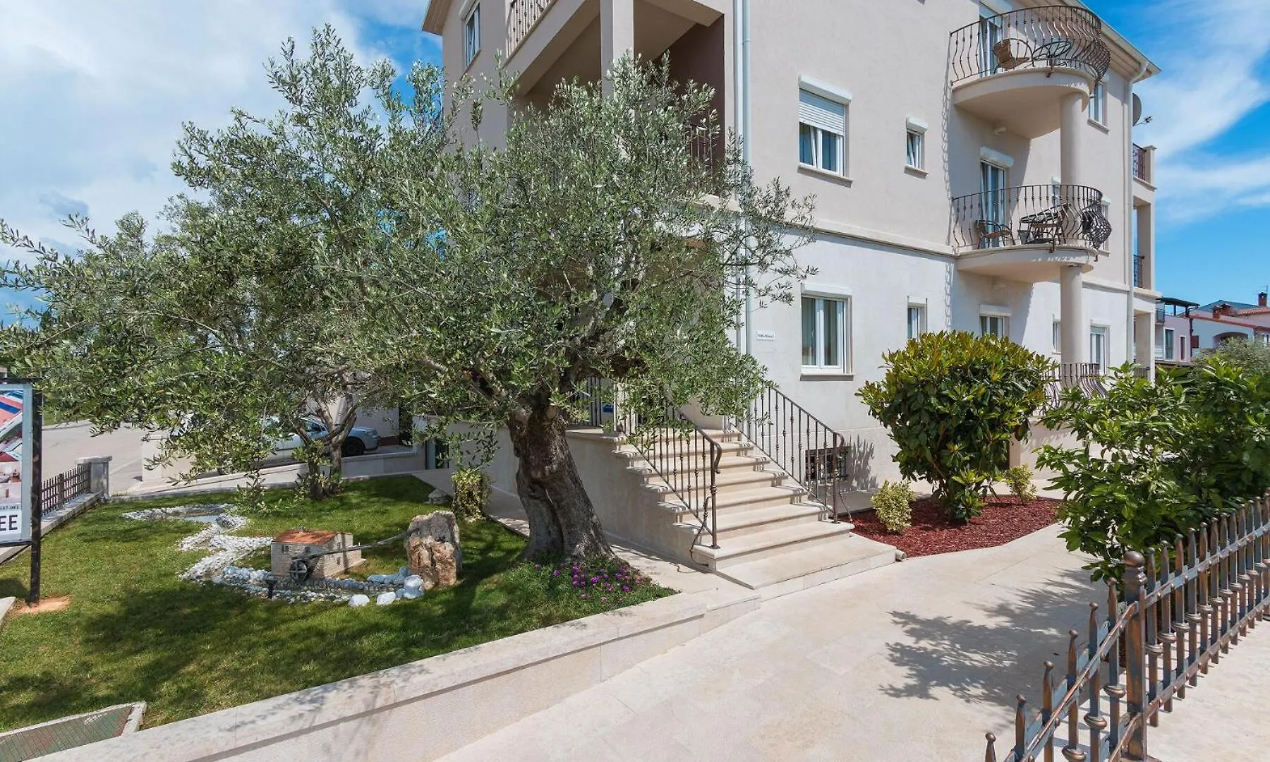 Apartments Villa Nina 1 法扎纳